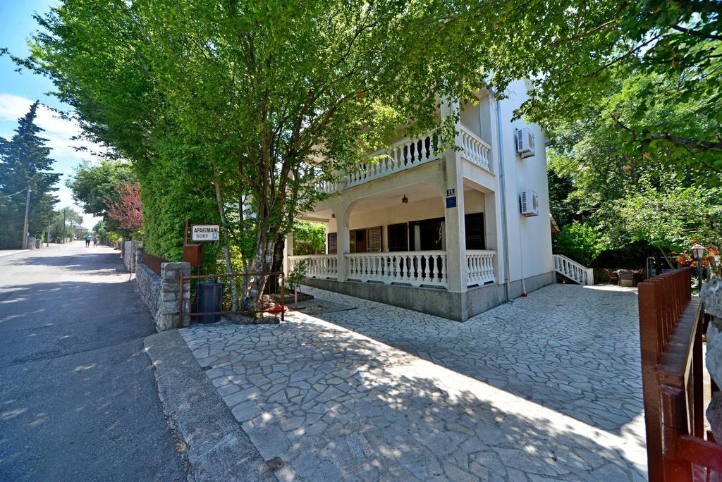 Apartments Karmelic Malinska Phòng bức ảnh