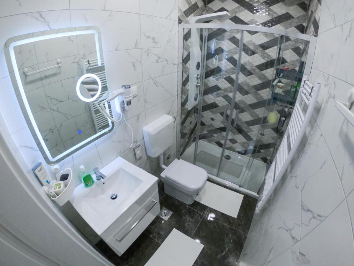 Apartments Karmelic Malinska Ngoại thất bức ảnh